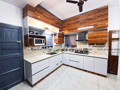 #KitchenIdeas #ModularKitchen #KitchenInterior #interiordesignkerala #interiordesignernakulam