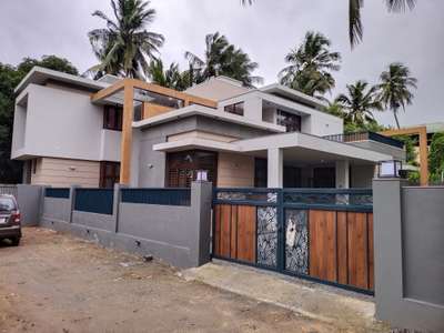 WHYTAL GYPSUMPLASTER ചെയ്ത വീട് ആണ്, chandranagar palakkad