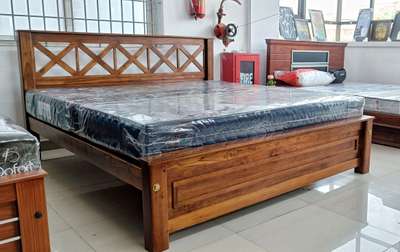 Teak wooden  cot 



#HomeDecor #Palakkad #palakkadhomes