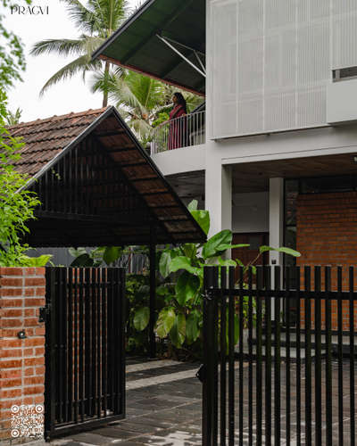 #tropicalhouse   #KeralaStyleHouse #modernhouse