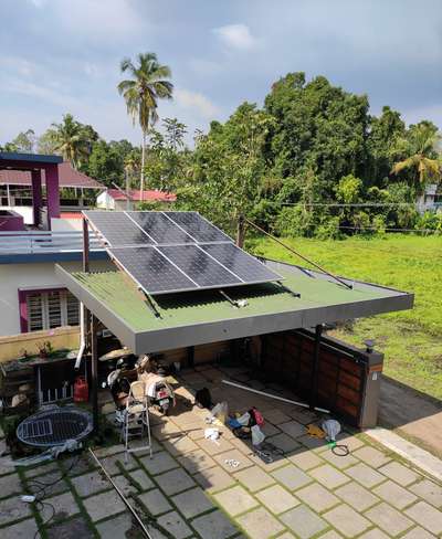 Solar car port , 2kWp ongrid modular system
Location: North Paravur
Integrator: VRC Renewable Energies,
Ph:9846412350,9496462689
#solarenergy #solarpower #solar