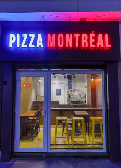 Delivered a new project of Pizza Montreal, at Bani square, Gurgaon.

 #restaurantdesign  #cashcounter  #tilingwork  #CelingLights  #seating  #upvc  #cafedesign  #furnitures  #pizzahut