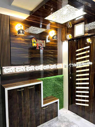 Main door decor ideas 
would you like it? follow for more on Instagram @interiorera4
.
.
 #InteriorDesigner #Architectural&Interior #maingates #main_gate #HomeDecor #maindoordesign