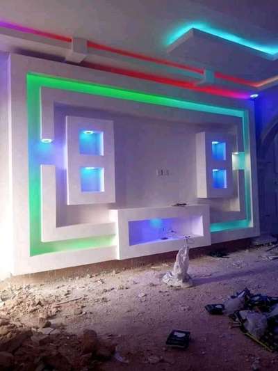 pop fol ceilings sqyar and ranig fut materiyal ke sath 150 rupeya fut hi call me 9953173154=
9873279154