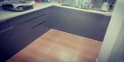 Modller kitchen  #WoodenKitchen  #furnituremurah