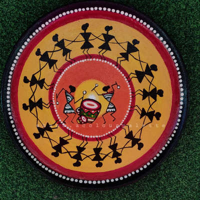 warli art on wooden plate.
wall hanging.
Acrylic painting on wooden plate of 10 inches in size.

dm for order
follow for more in Instagram @shama.acolourpalette

 #InteriorDesigner  #interiorpainting  #wallhanging  #WallDecors  #WallDesigns  #HomeDecor  #homedecoration  #interiores  #keralaart #keralatourism  #godsowncountry  #godsowncountrykerala  #artforyourwalls  #artforsale