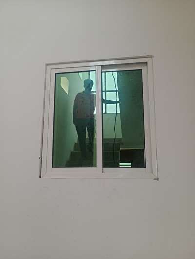 #3trackwindow