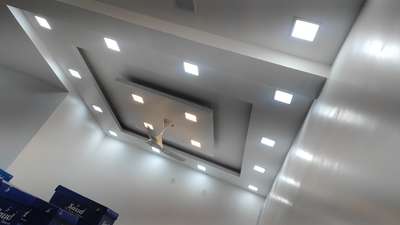 Delhi Jamia nagar mai Tiles lagwana hai Mason chahiye koi ho to contact Karo
9899898929