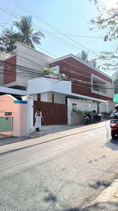 3400/5 bhk/Modern style
10 cent/double storey/Thiruvanthapuram

Project Name: 5 bhk,Modern style house 
Storey: double
Total Area: 3400
Bed Room: 5 bhk
Elevation Style: Modern
Location: Thiruvanthapuram
Completed Year: 

Cost: 2 cr
Plot Size: 10 cent