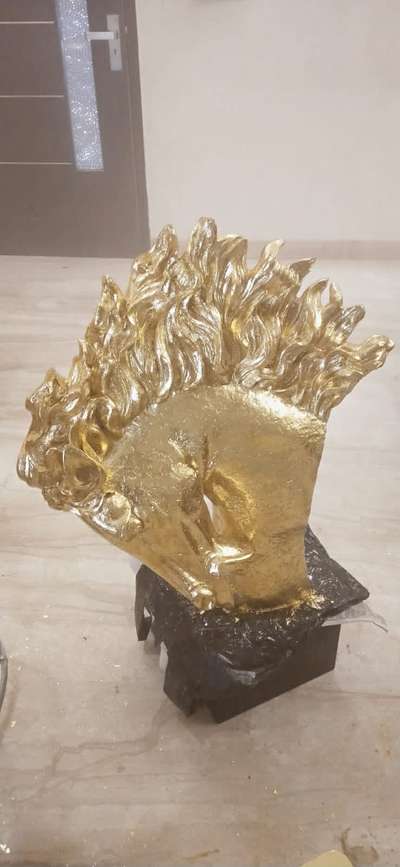 Gold Leafing on Horse
 #goldlefing  #leafing  #interiordesign  #architecture