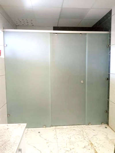 bathroom,shavar,partition ,with,froceted,flim, good,work,, #kolo #hyderabadinteriors #glassdesign  #GlassDoors  #GlassDoors  #GlassBalconyRailing  #glasswork