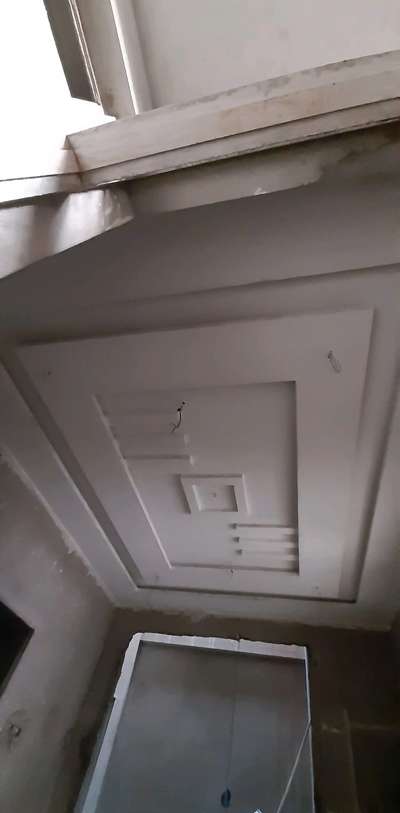 *False Ceiling *
Room ki chaht ki Dizaine