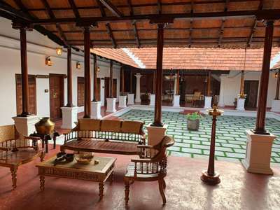 #TraditionalHouse  #KeralaStyleHouse  #Nalukettu  #nadumuttam