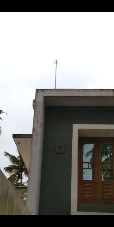 lightning arrester installation at kollam  #teamslightningarrester 
 #travancoreelectronics
#Electrician  #houseowner  #Architect  #lightningarrester  #lightningprotectionsystem  #100%protection  #minnal  #KeralaStyleHouse