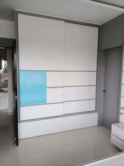 sliding wardrobes....
 #Designs 
 #WardrobeIdeas  #SlidingDoorWardrobe  #bigwardrobes
 #room