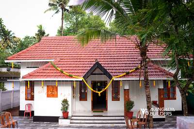 #paravoor  #2100sft  #Kollam  #TraditionalHouse  #RoofingDesigns