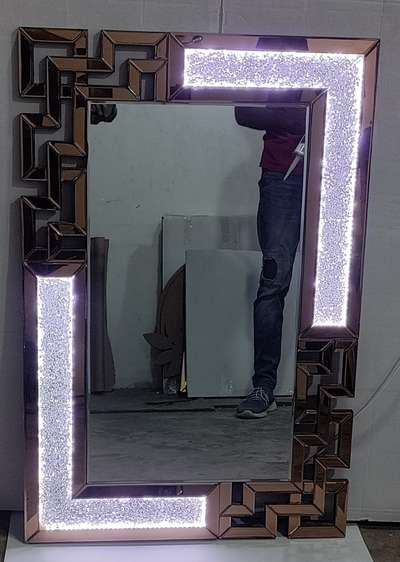 Decorator wall mirror