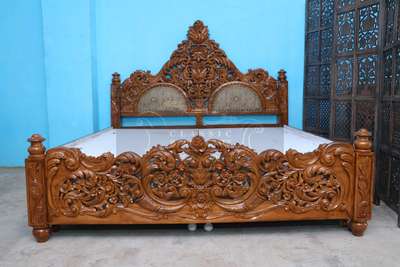 King size cot #KingsizeBedroom  #MasterBedroom  #WoodenWindows  #WoodenBeds  #BedroomDesigns  #BedroomIdeas  #BedroomDecor
