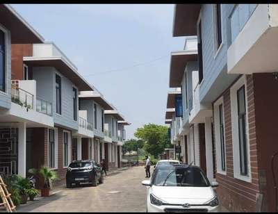 Buy Villas in Greater Noida  #villasale #villadesign #villapainting