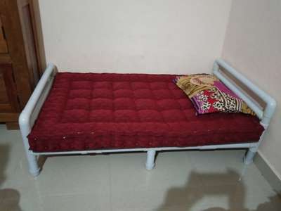 p v c കട്ടിൽ Bed