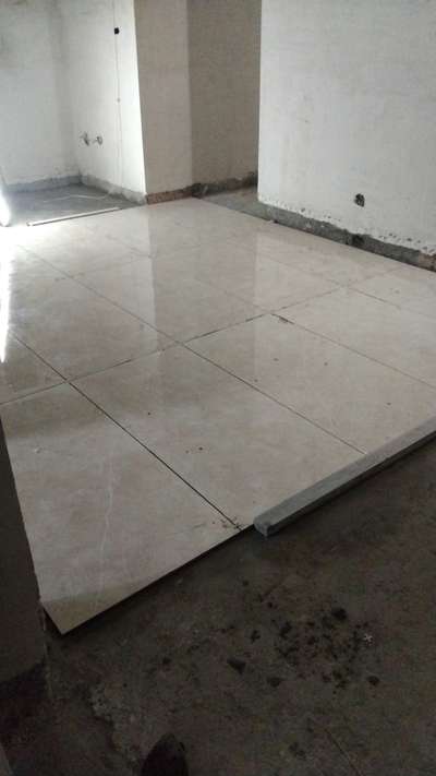 falloring tiles finishing fitting working 🤙 nambar  🙏🙏🏣🏥🏫🏦🏤