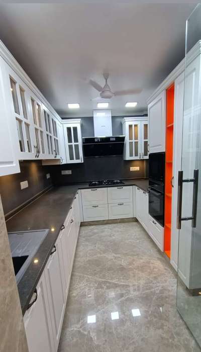 laminated kitchen rate 1200 sqft 

#ModularKitchen #ushapekitchen #KitchenIdeas #WoodenKitchen