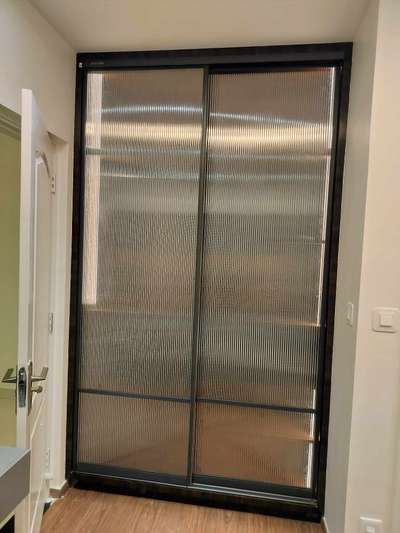 aluminium sliding balcony door