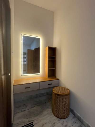 #DressingTable  #dressingunit  #mirrorunit  #GlassMirror  #LED_Sensor_Mirror