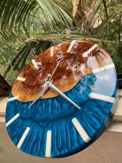 Sold out!!! glossy clock with Metallic blue epoxy and rare burl wood!!!
#resin  #resintable  #epoxy  #epoxyresintable  #epoxycoating  #epoxydining  #epoxyfurniture  #Homedecore  #epoxytablekerala  #clocks  #InteriorDesigner  #epoxytables  #resintable  #resinart  #teakwood  #TeakWoodDoors  #Teapoys  #CoffeeTable  #teak_wood  #teakwoodchair