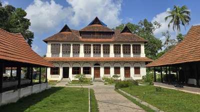 #TraditionalHouse #HouseRenovation  #HouseConstruction