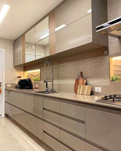 popular treading kitchen cabinet
.
.
.
.
.
#ModularKitchen  #ClosedKitchen #kichenmodels #KitchenIdeas #modularkitchenkerala #Aluminiumcompositepanel