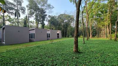 Falling Leaves.A weekend house in Kottayam district. Designed by the owner.