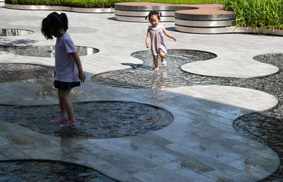 Project
Hyperlane Linear Sky Park at Chengdu, #China 
by ASPECT Studios

#worldarchitecture #urbandesign #landscape #landscapearchitecture #landscapedesign #urbanstreetscape #streetscape #urbanstreetart #streetart #recreation #park #walkway #urbanpark #relax #commercialstreet #community #urbanliving #public #publicspace #urbandesigner