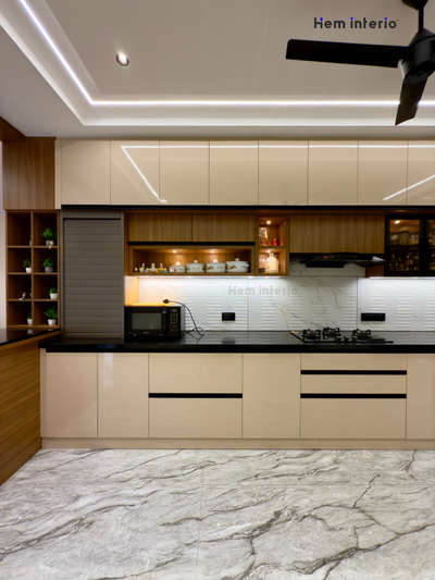 #heminterio  #homeinteriordesign  #homeinterior #ModularKitchen  #KitchenIdeas  #KitchenDesigns  #modernhome  #moderndesign  #InteriorDesigner  #interiordesigners  #kochiinteriors  #Architectural&Interior #bestinteriordesignersinkochi