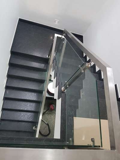 Handrail with glass