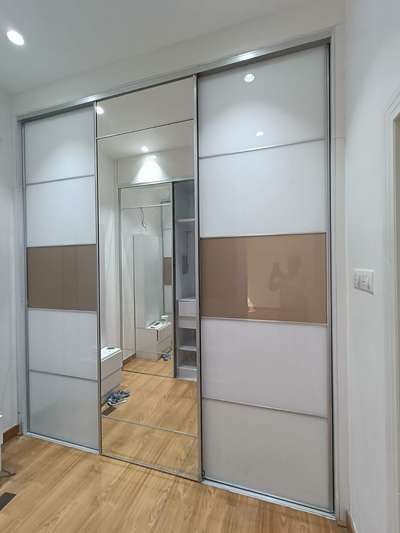 Saint Gobain modular glass wardrobeshutters
#modularwardrobe #ModularKitchen #furnitures #GlassDoors #glasspaneling