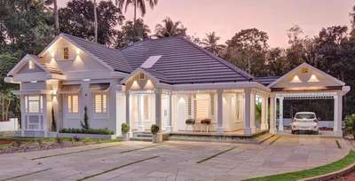 Leeha builders-7306950091
kannur & kochi  
 #kerala style house #ContemporaryHouse  #modern house # residence projects #rennovations #buidings#apartments