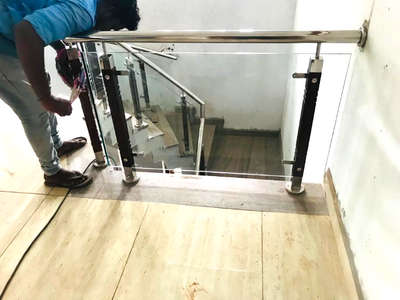 #GlassStaircase #steelrailing