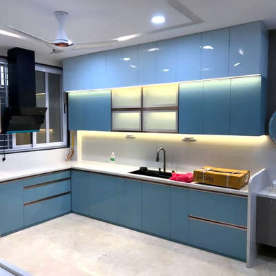 #InteriorDesigner  #ModularKitchen  #furniture   #carpainter