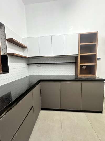 Aluminium pvc cabinet #Pvc  #aluminiumprofilewhitecoatkitchen