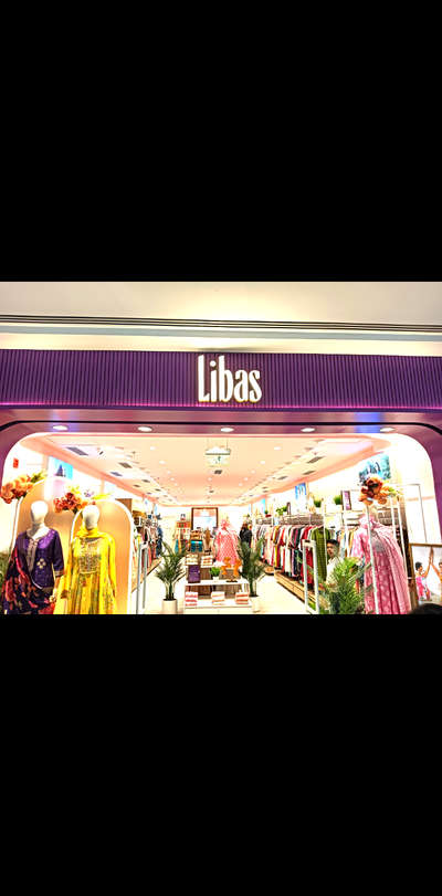 #libas showroom done by us call  for painting work 
#homepainting #TexturePainting #Painter #WallPainting #LivingroomTexturePainting
starting Rs12 per sqft