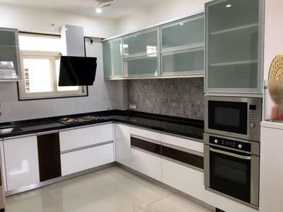 #ModularKitchen  #modularwardrobe #InteriorDesigner  #Architect