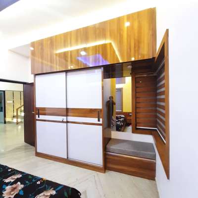 Client : Bijith
Sliding Wardrobe
Plywood, Mica finish