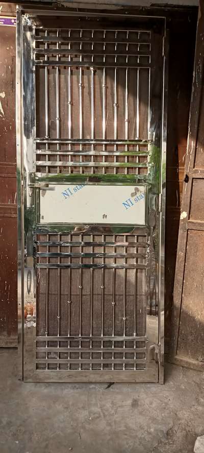 steel gate 304 
9899950041