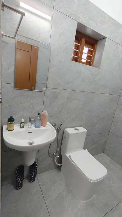 #BathroomDesigns  #BathroomRenovation  #BathroomDoors  #BathroomIdeas