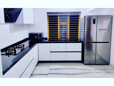 #ModularKitchen #KitchenIdeas #KitchenInterior #mobiusmodular #homeinteriorsdesign #LShapeKitchen #KitchenCabinet #KitchenRenovation #InteriorDesigner 

work Finished at cherumuttam Kondotty , Malappuram