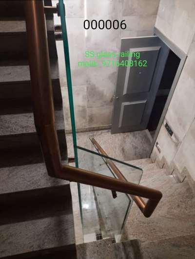 ग्लास रेलिंग