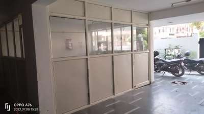 *aluminium partition*
good