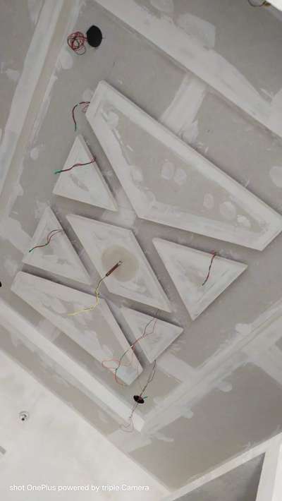 pop fol ceilings sqyar and ranig fut 150 rupeya fut hi meteriyal ke sath hi call me 9953173154=9873279154