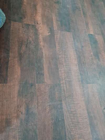 Vinyl flooring